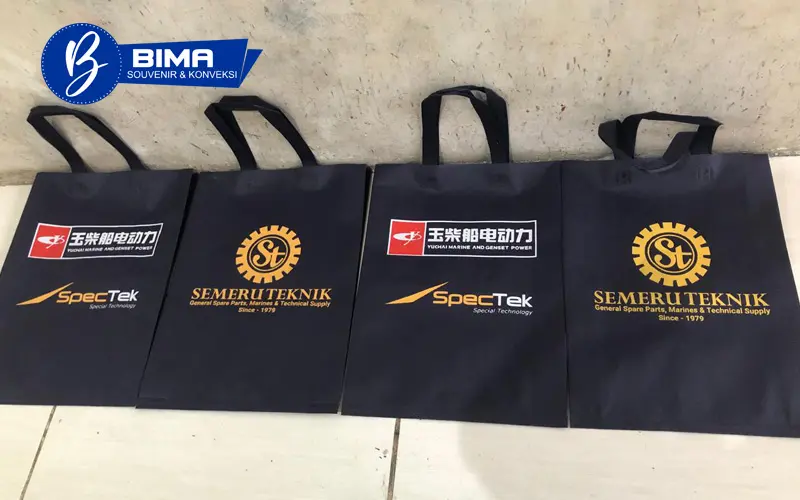 Grosir Tas Spunbond Surabaya Bisa Polos / Sablon