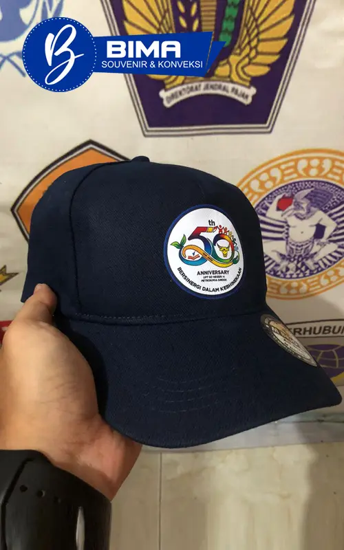 Fungsi Topi Custom Bagi Perusahaan